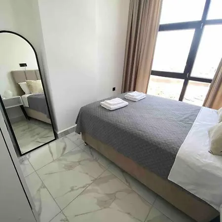 Cosy Flat شقة *